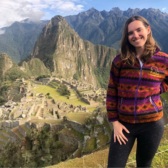 Meet your Posher, Astrid - Picture 2 of 6